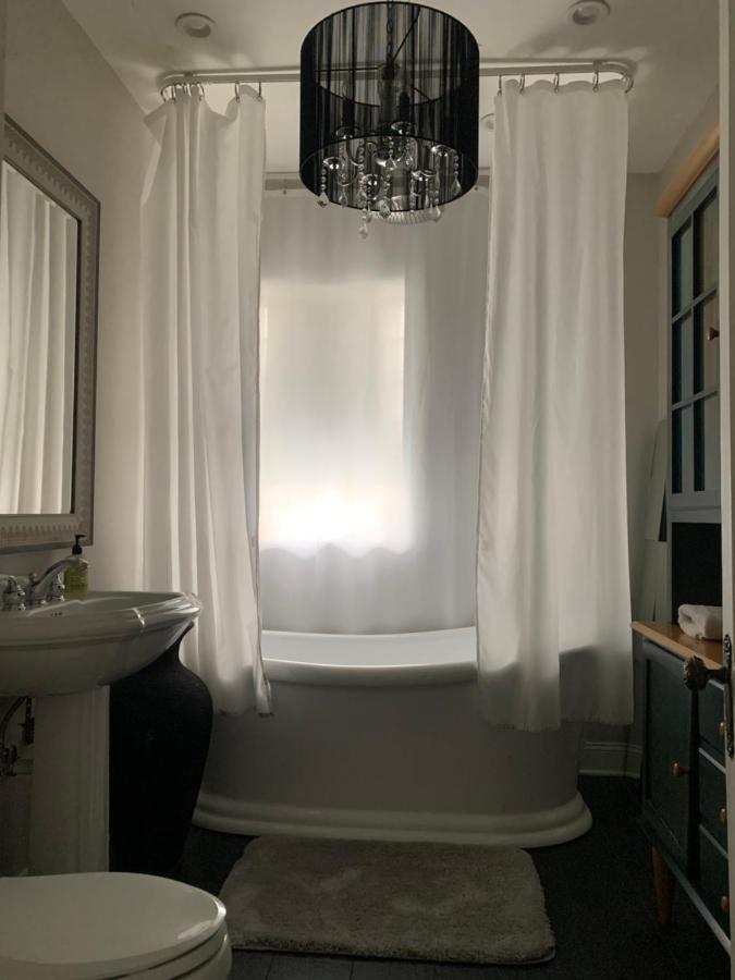 Oak Park Beauties - Tree Lined Streets - Walkable Apartamento Exterior foto