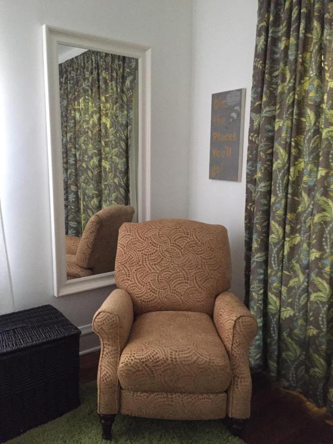 Oak Park Beauties - Tree Lined Streets - Walkable Apartamento Exterior foto