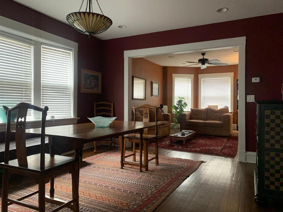 Oak Park Beauties - Tree Lined Streets - Walkable Apartamento Exterior foto