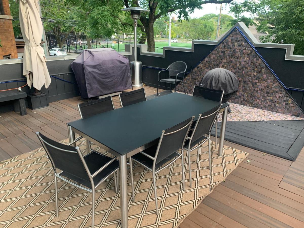 Oak Park Beauties - Tree Lined Streets - Walkable Apartamento Exterior foto