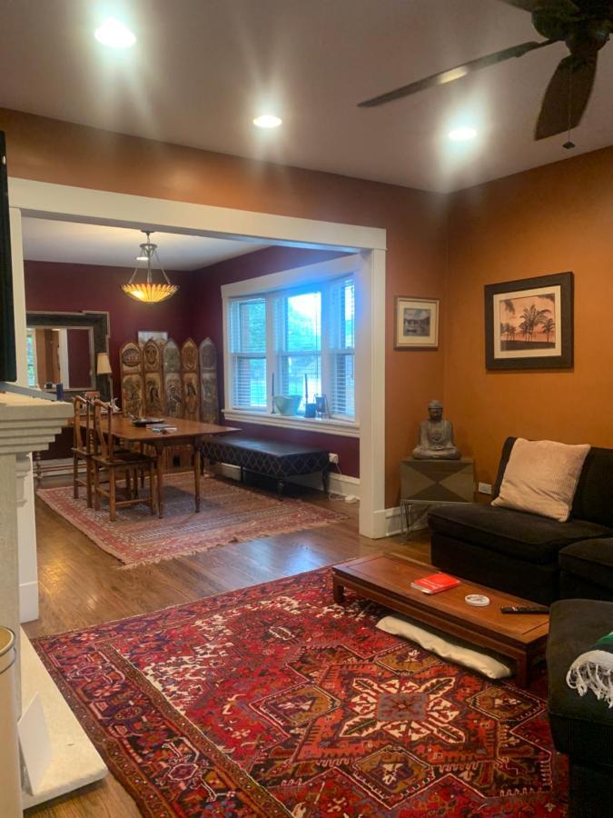 Oak Park Beauties - Tree Lined Streets - Walkable Apartamento Exterior foto