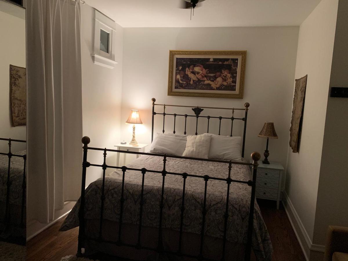 Oak Park Beauties - Tree Lined Streets - Walkable Apartamento Exterior foto